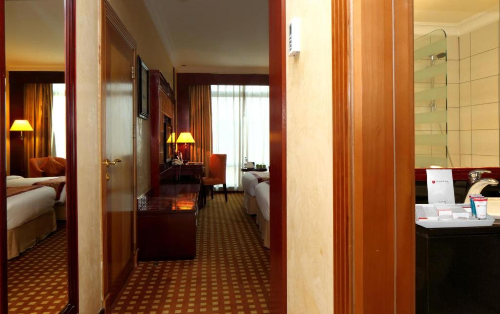 Twin Room with City View - Smoking at Ramada by Wyndham Riyadh - Photo 3