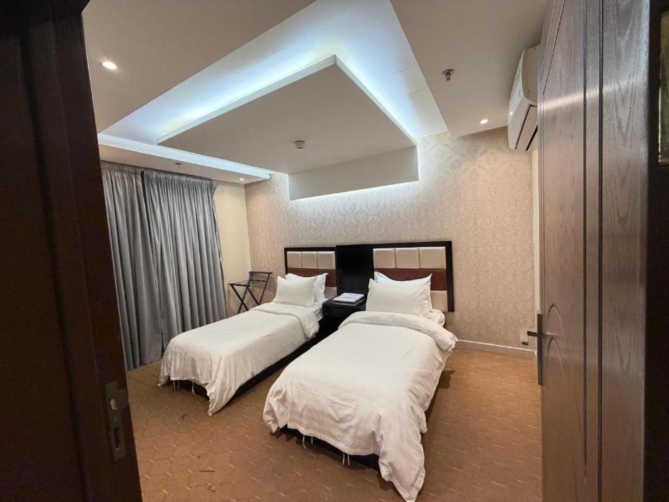 Two-Bedroom Apartment at اكارم اشبيليا للشقق المخدومة - Akarem ishbilia - Photo 3