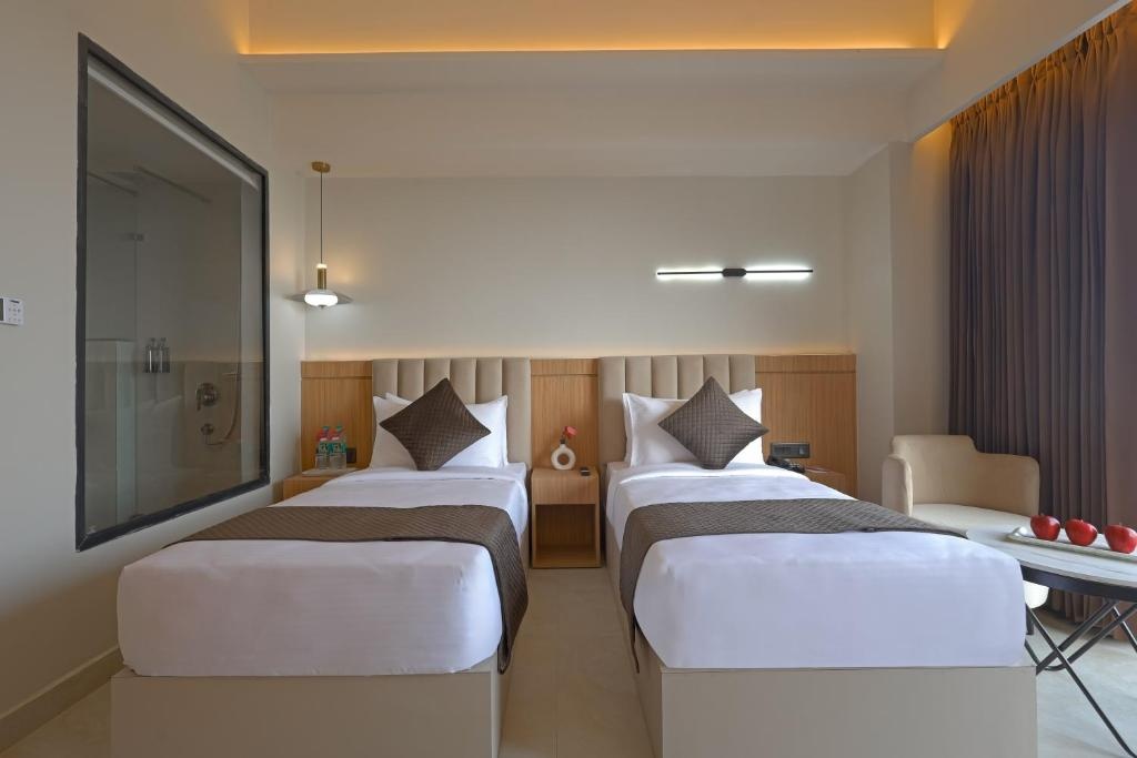 Aura Classic at Sterling Avante Chandigarh Mohali - Photo 2