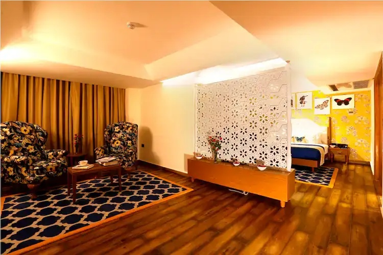 Valley View Premier Room with Terrace at Sterling Valley of Pine Lansdowne - Photo 3