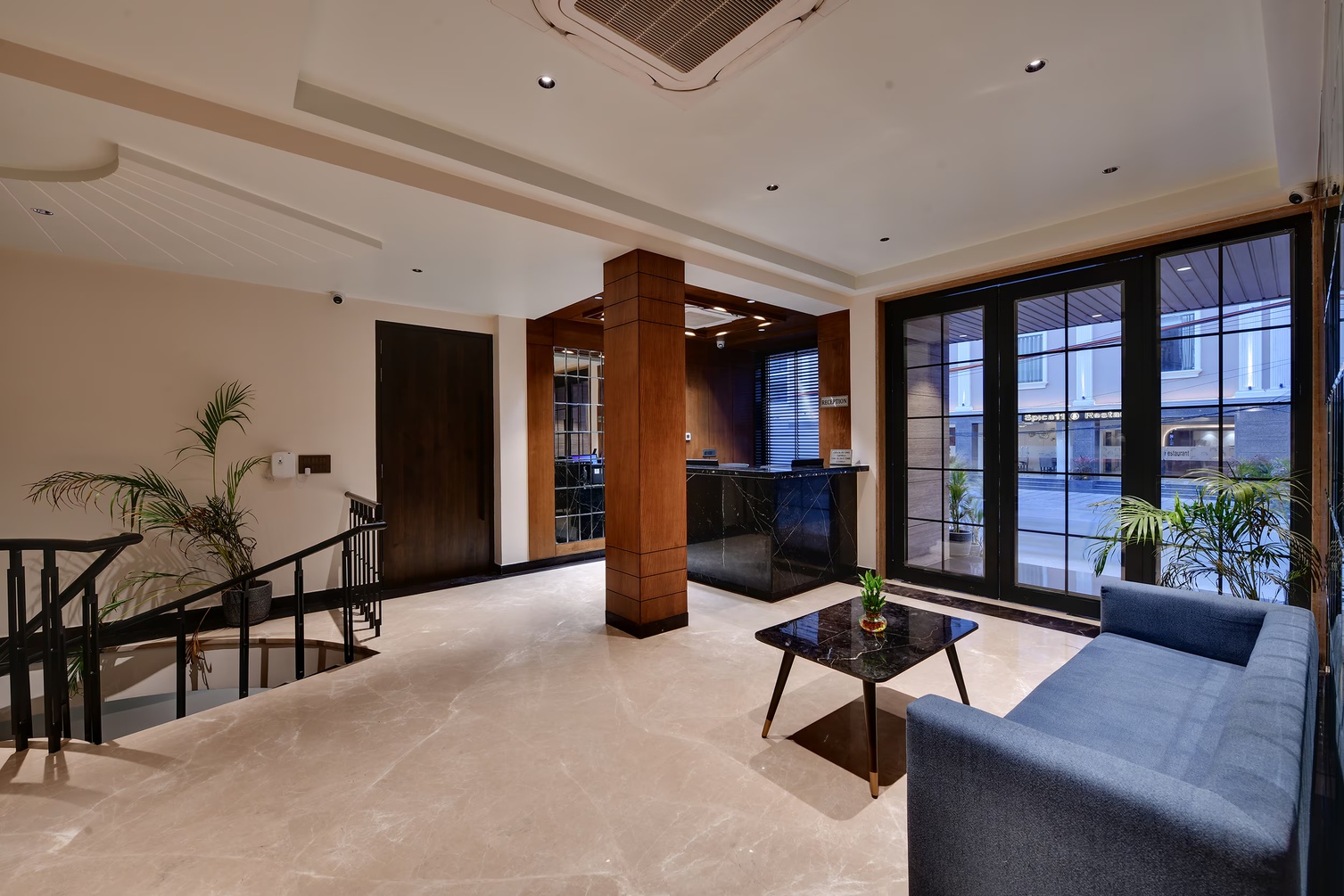 Quality Inn City Centre Varanasi photo 2