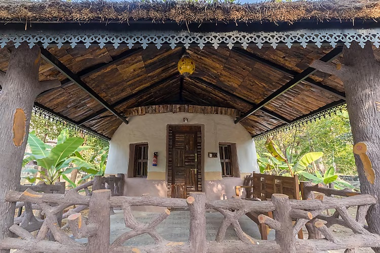 Mud House with Verandah at Sterling Padam Pench - Photo 3