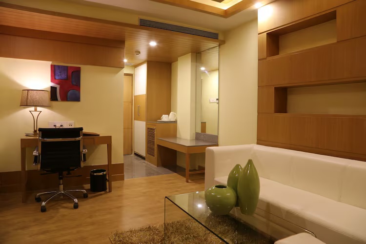 Hazel Suite at The Fern Residency, Mundra - Photo 2