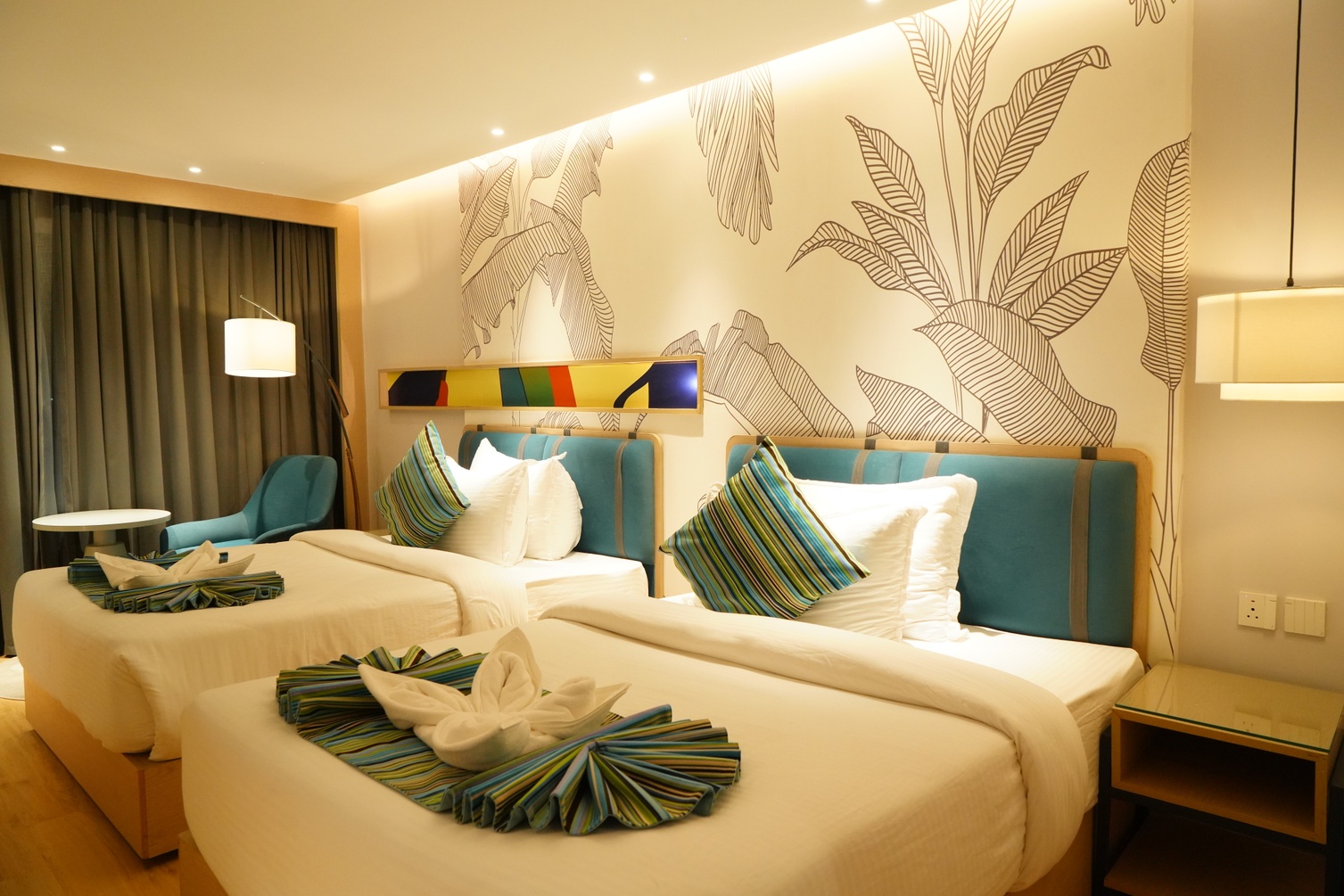 Deluxe twin bed at Clarion INN Greywall - Photo 2