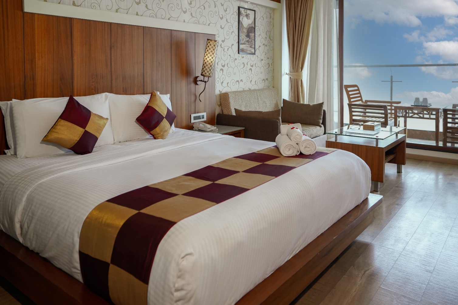 Ananta - Tea Plantation View Room(AC) at Amber Dale Munnar-Kondody Hotels - Photo 3