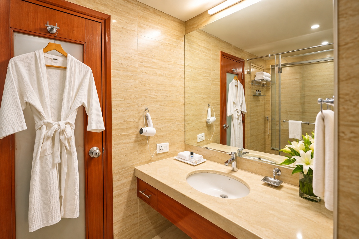 Executive Suite Room at The Altruist Hitech Hotel - Photo 3