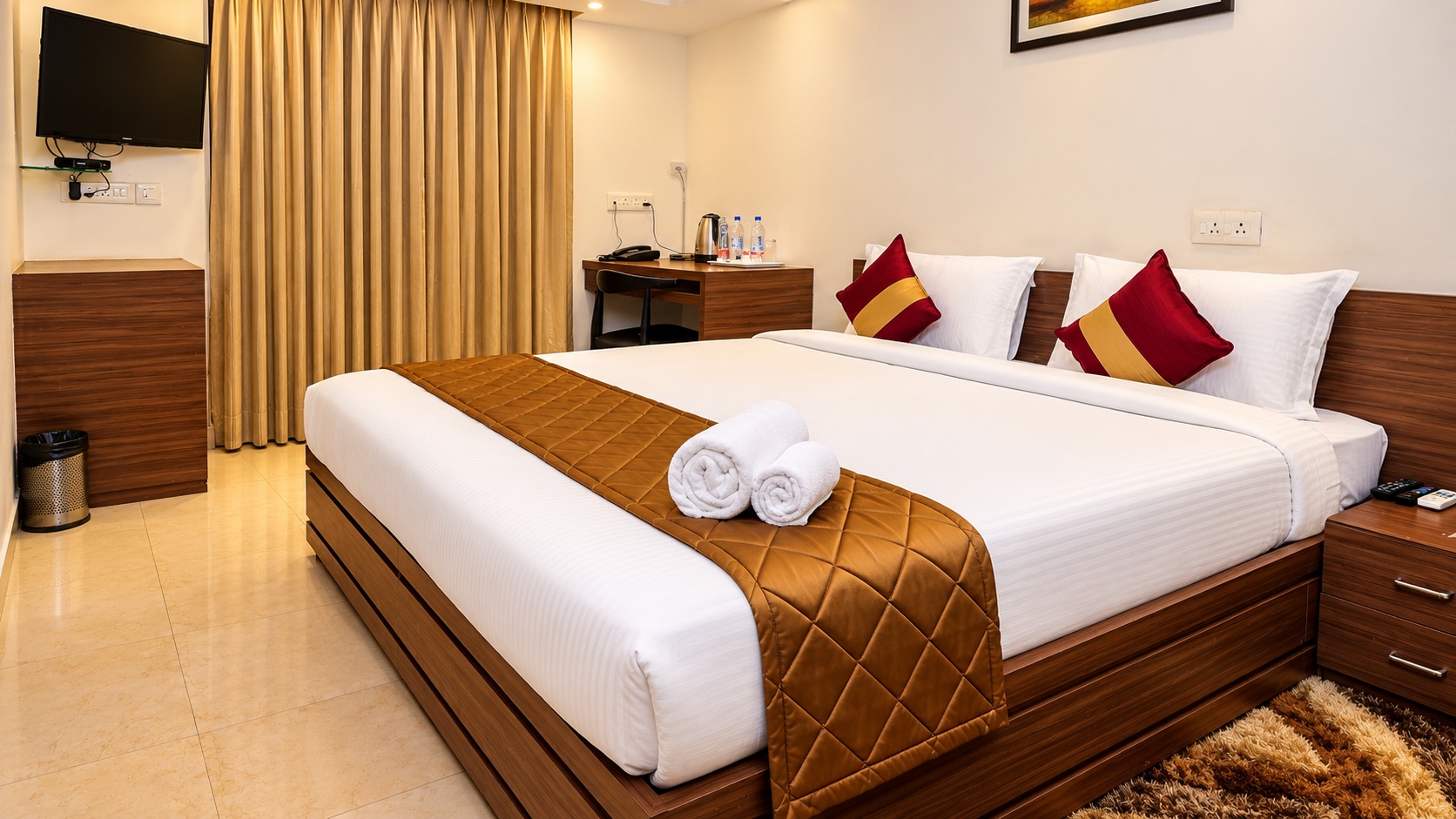 Deluxe Queen Room at The Altruist Koparkhairane Hotel - Photo 3