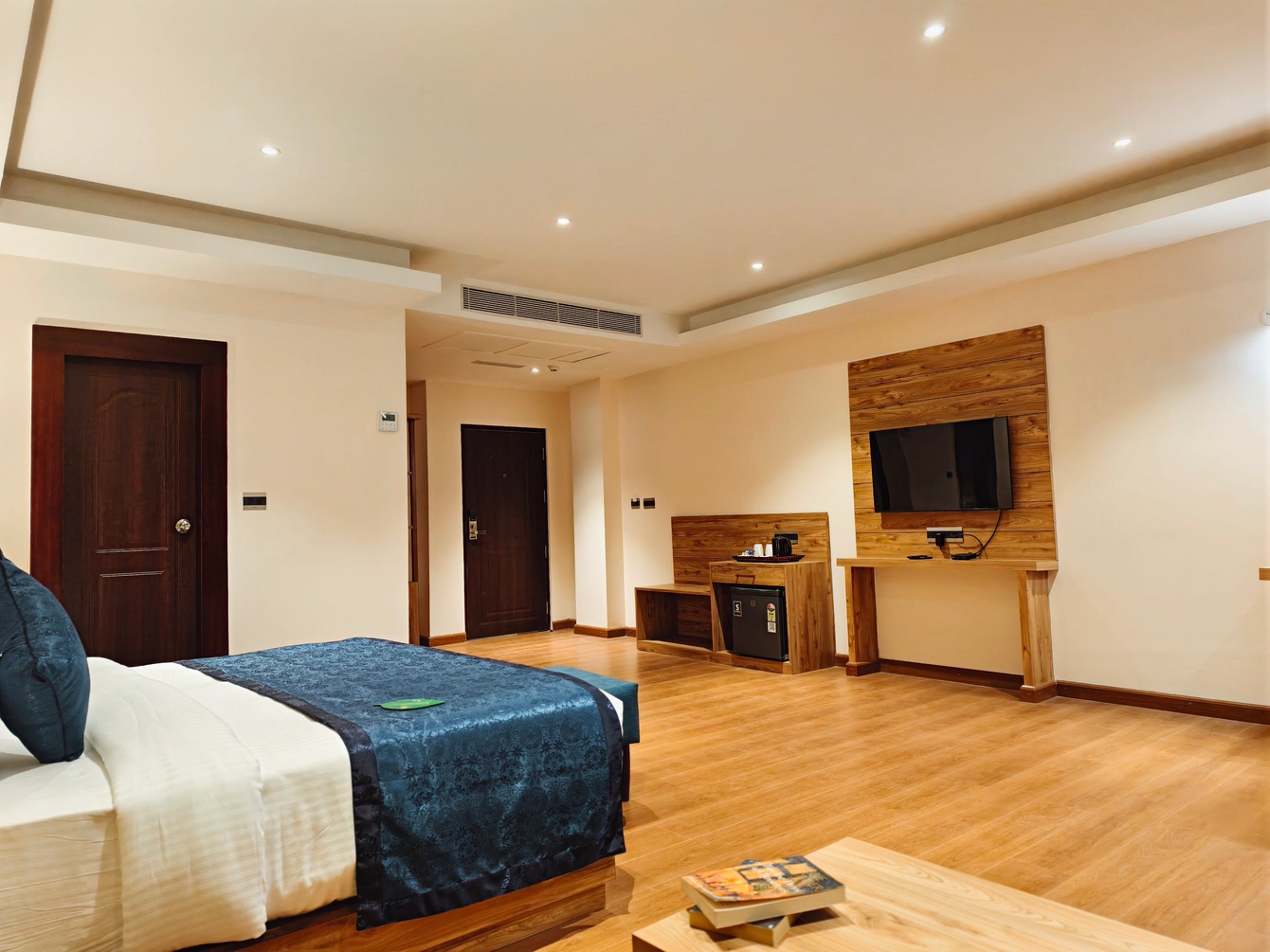 Clarion Suite Room at Clarion Hotel De Renees Gangtok ( 5km from MG Marg) - Photo 3