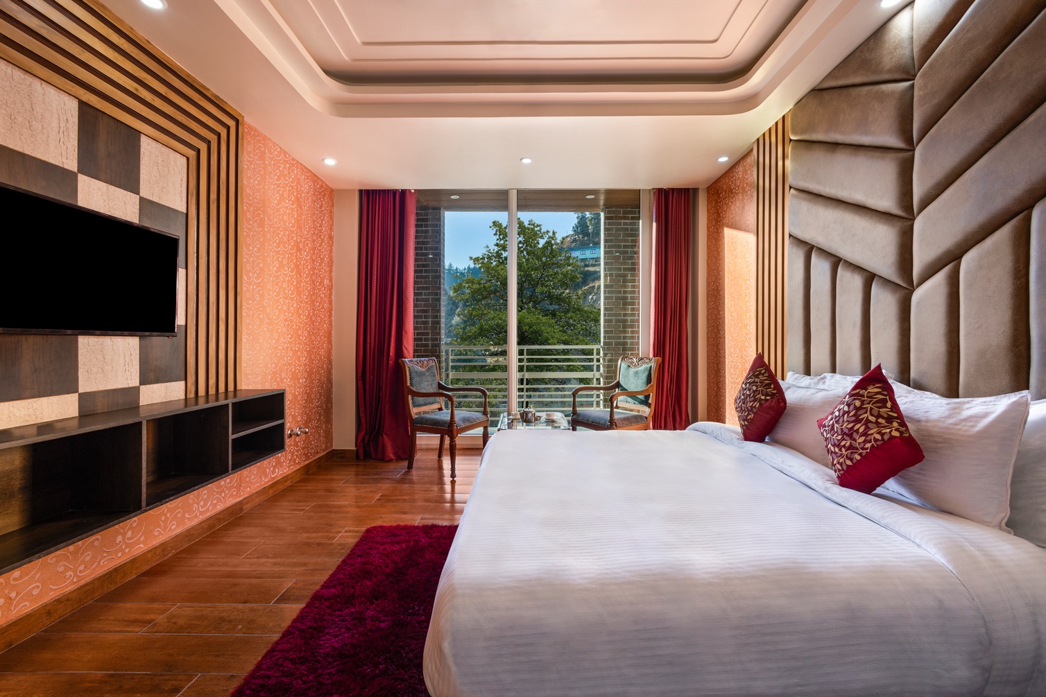 Premier Room With Balcony at Sterling Shivalik Chail - Photo 1