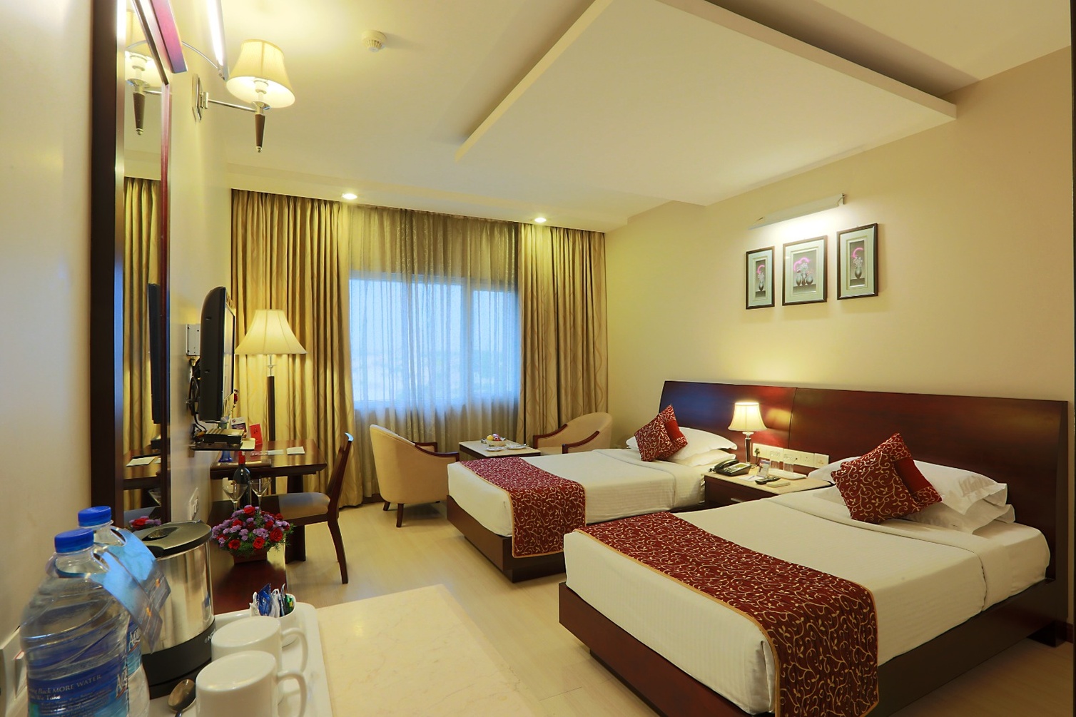 Executive Room at Abhimaani Beacon Hotel Bengaluru, Rajajinagar - Photo 2