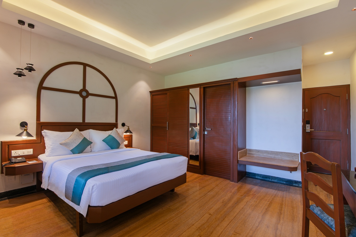 Sea View Classic Room at Sterling Karwar - Photo 2