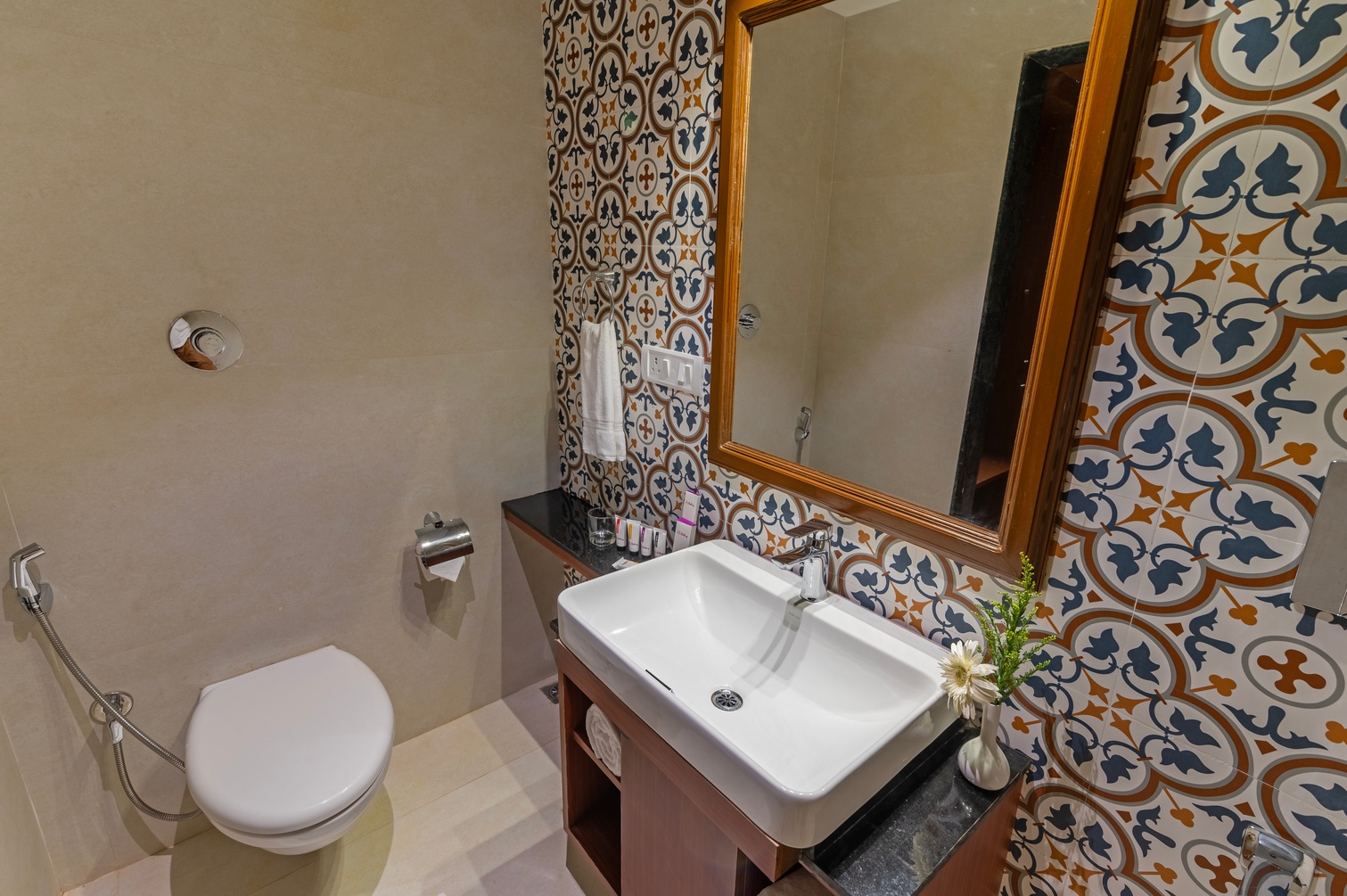 Sea View Classic Room at Sterling Karwar - Photo 3