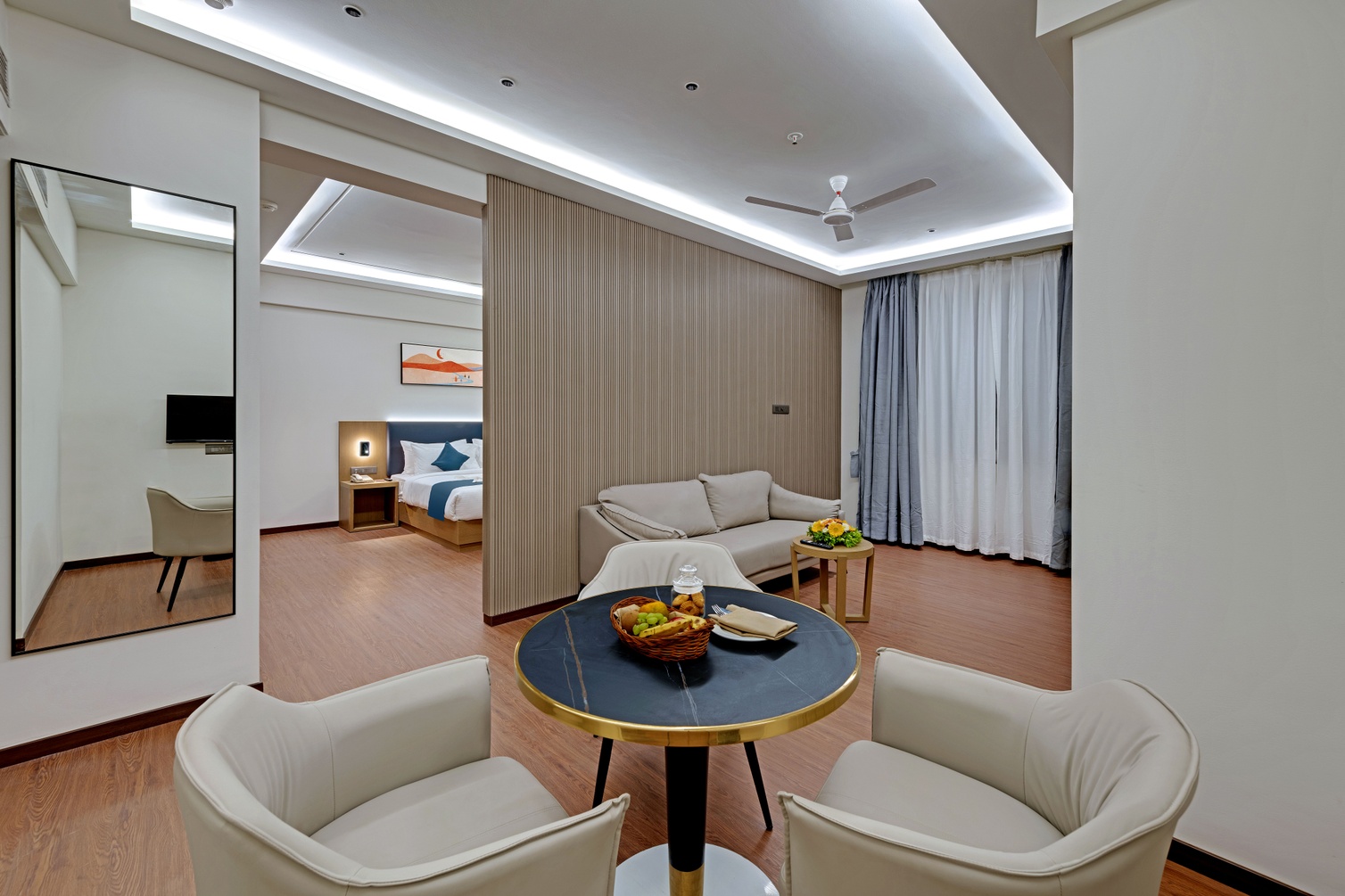 Suite at Click Collection Shikrapur - Photo 2