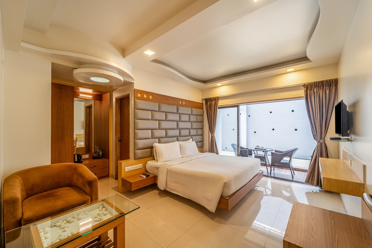 Premier Room with Balcony at Sterling Panchgani - Photo 1