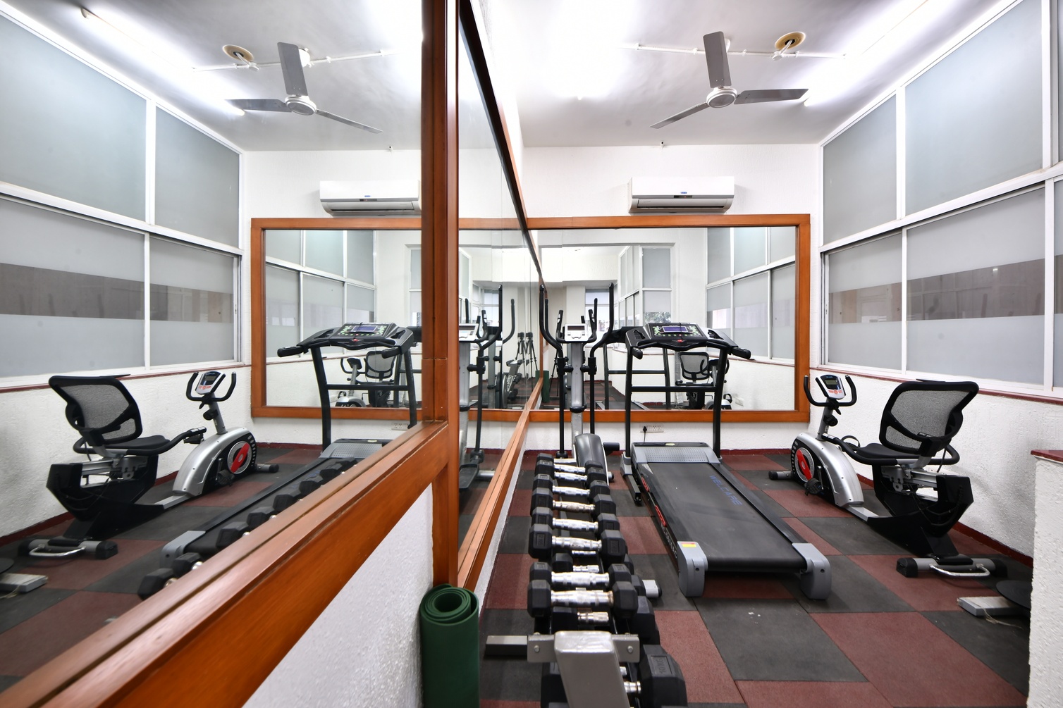 Click White House Residency Vadodara photo 10