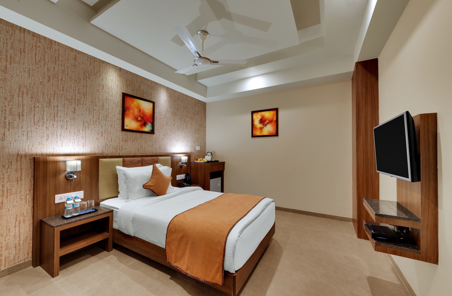 Deluxe Room at Anaya Beacon Hotel, Jamnagar - Photo 2