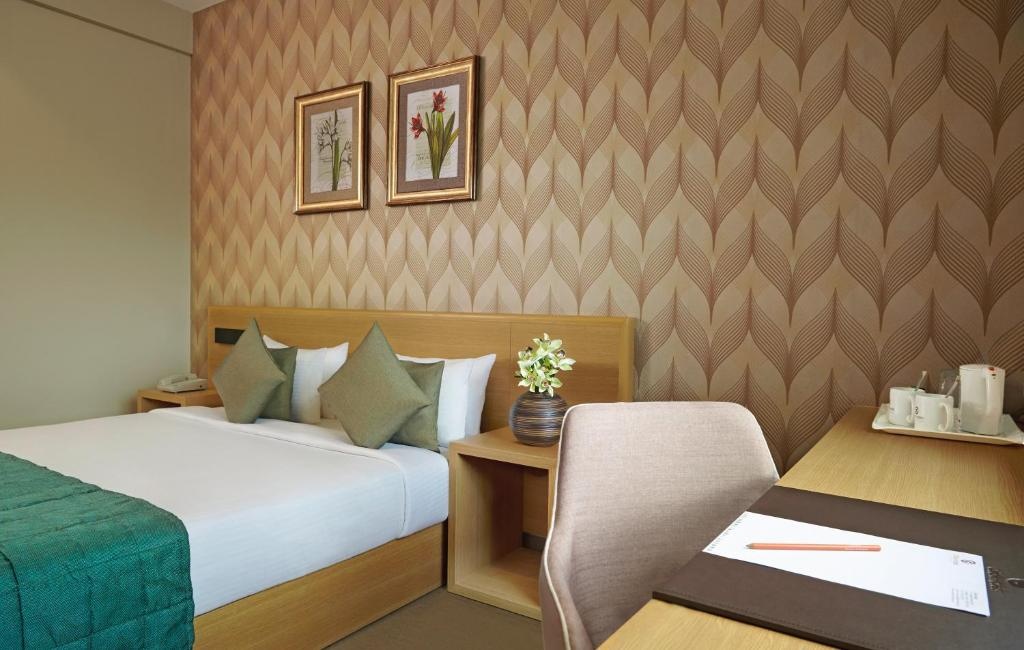 Premier Room at Click Hotel, Junagadh - Photo 1