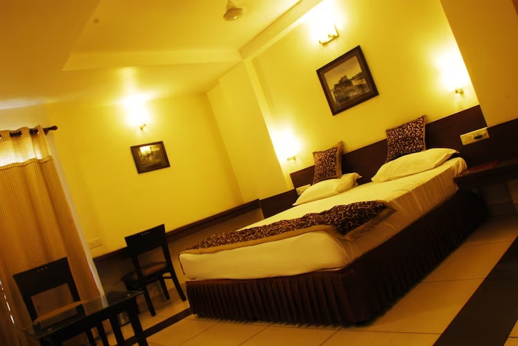 Deluxe Room at Grand Ashirwad Beacon Hotel, Bhopal - Photo 1