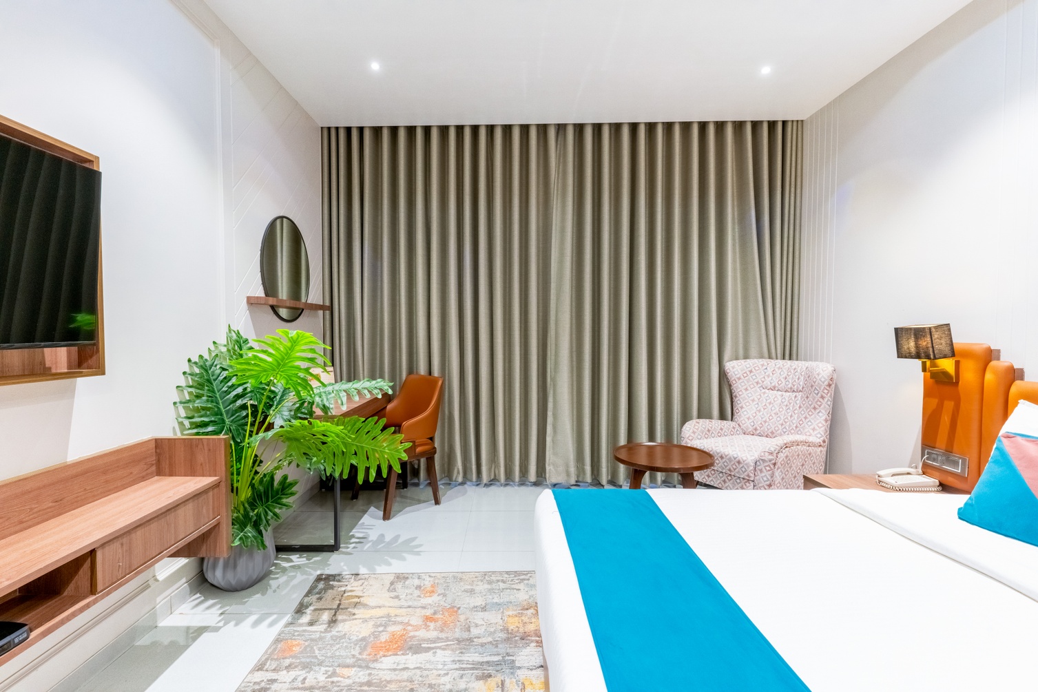 Deluxe Room at Pride Elite, Dwarka - Photo 3