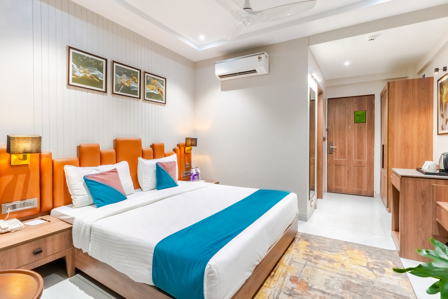 Deluxe Room at Pride Elite, Dwarka - Photo 1