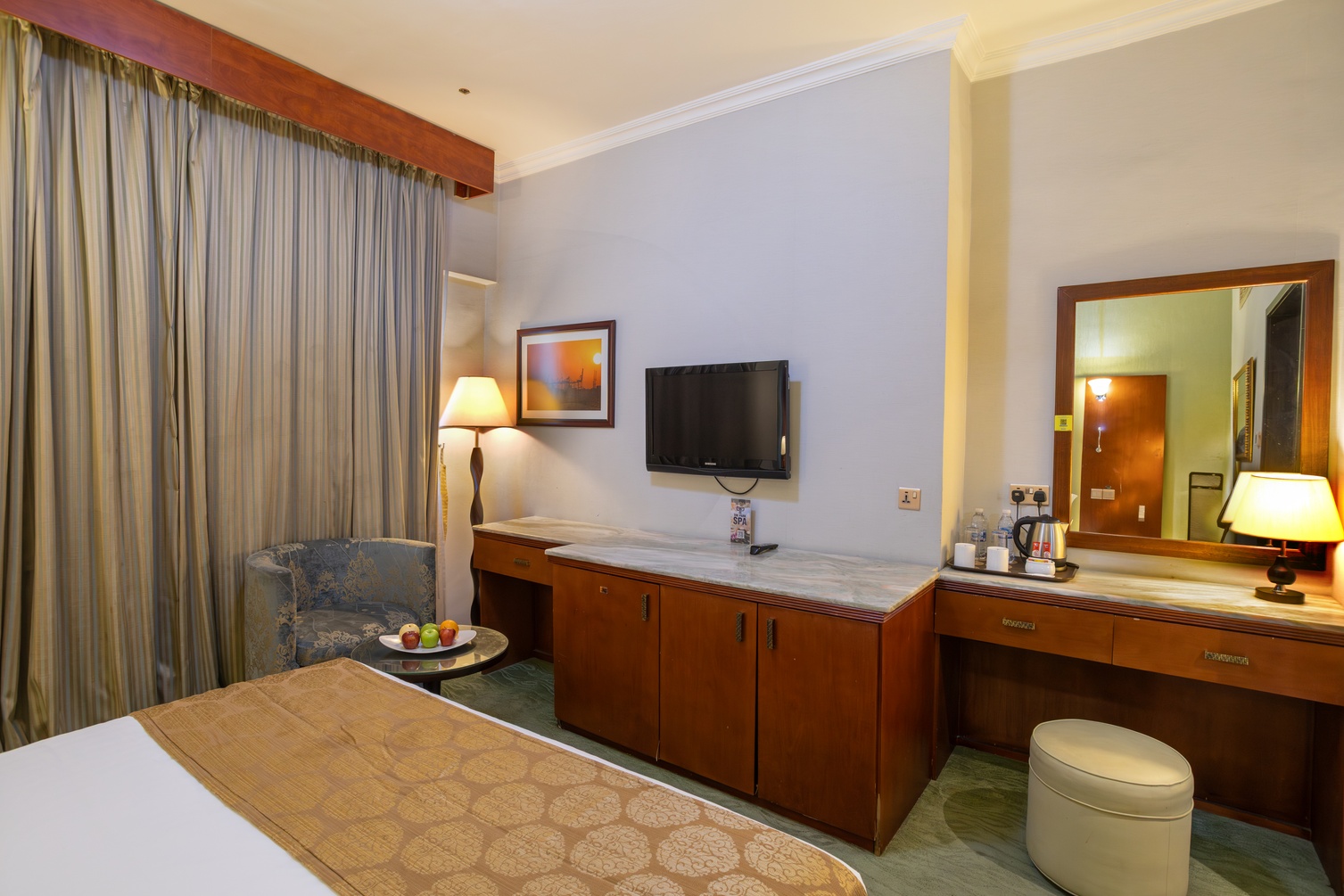 Deluxe Double Room at THE PARK HOTEL Formerly Al Jawhara Gardens Hotel - Photo 2