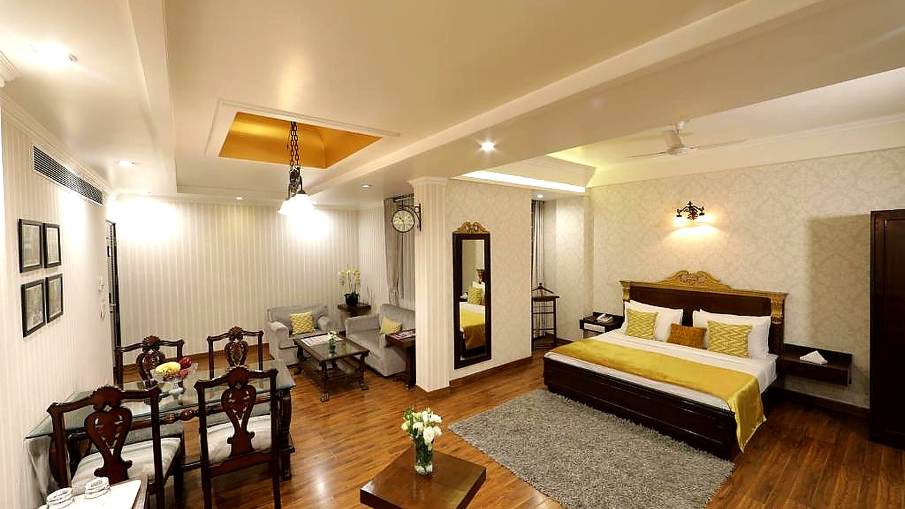 Executive Suite at Rockland Hotel C R Park - Photo 1