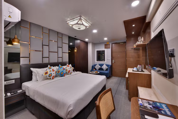 Fern Classic Room Double Bed at The Fern Habitat, Jaipur - Photo 1