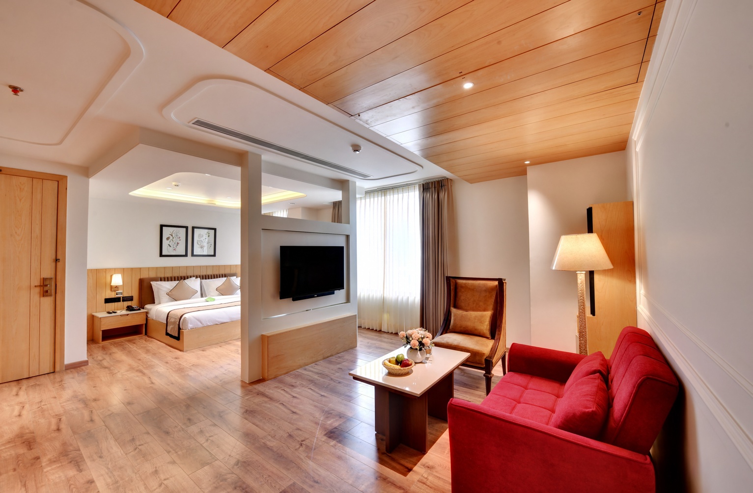 Family Suite Bathtub Room at Click Collection Amritsar - Photo 1