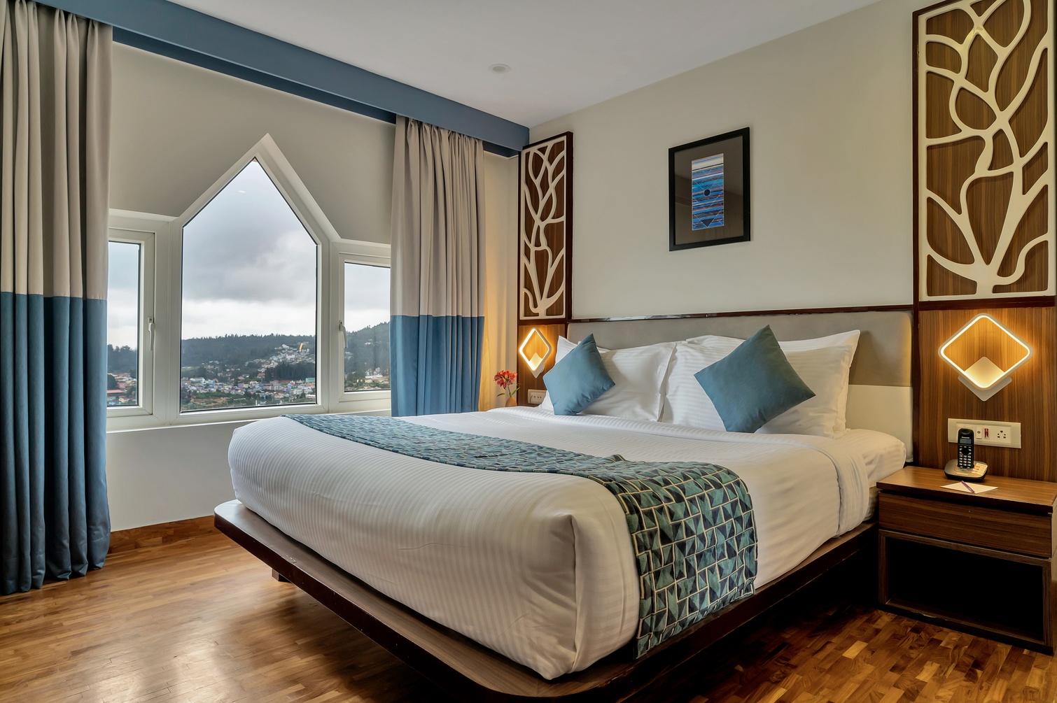 2 Bed Room Family suite With Valley View And Balcony at Sterling Ooty Elk Hill - Photo 2