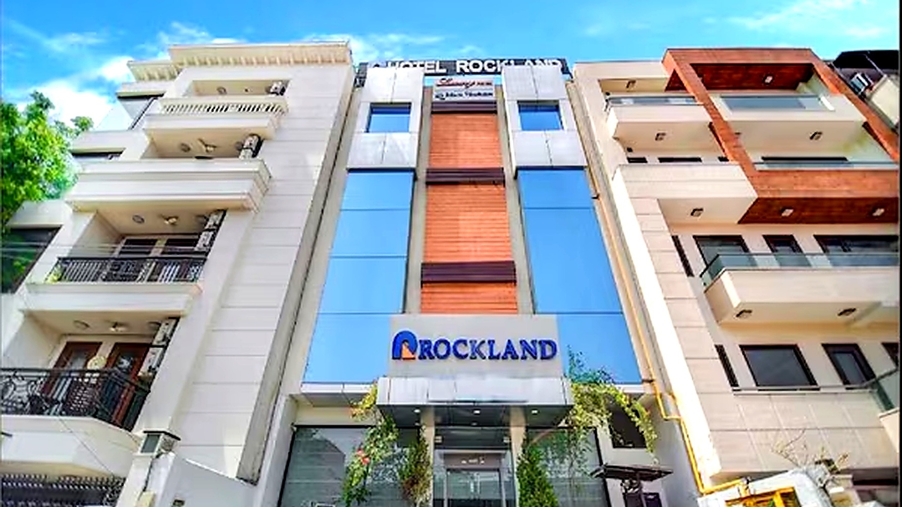 Rockland Hotel Panchsheel Enclave photo 7