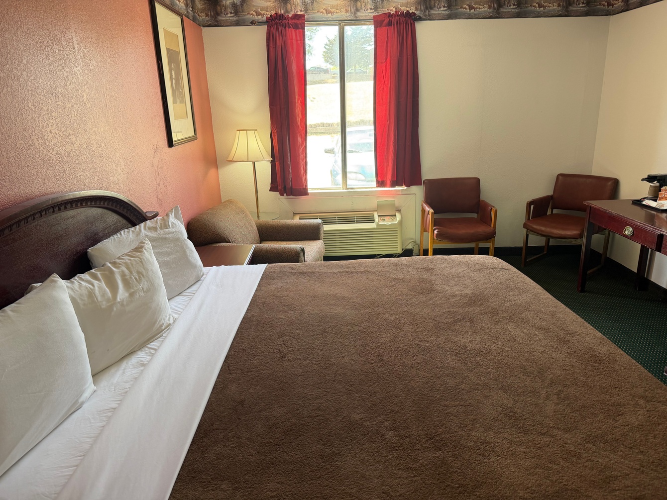 Handicapped King Non Smoking at Dodge House Hotel and Convention Center - Photo 2