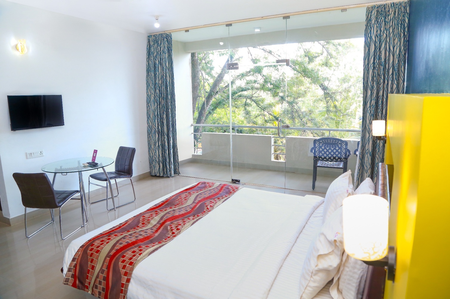 Classic room with Balcony at Sterling Yelagiri - Photo 3