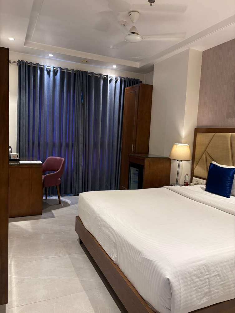 Standard Room at Click Hotel Aurangabad - Photo 3