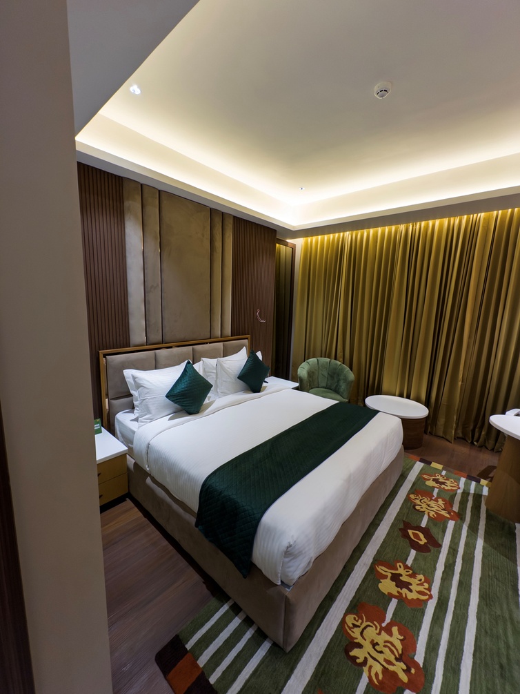 Deluxe Double Room at Comfort Inn Vindhyan - Photo 1