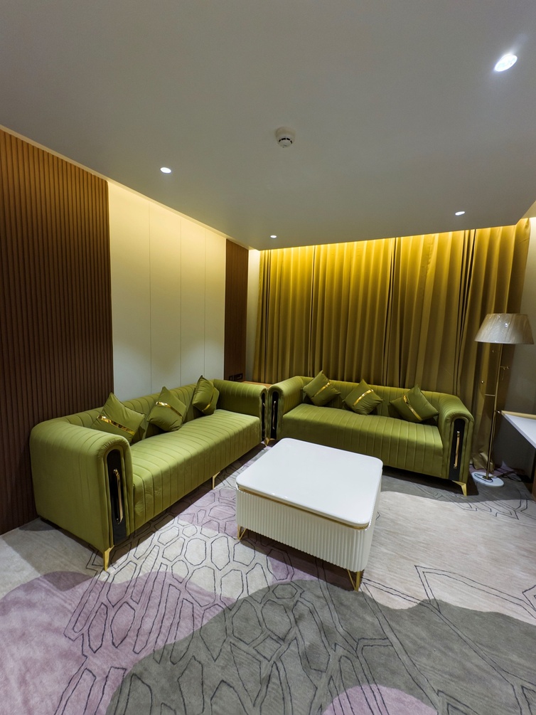 Junior Suite Room at Comfort Inn Vindhyan - Photo 2