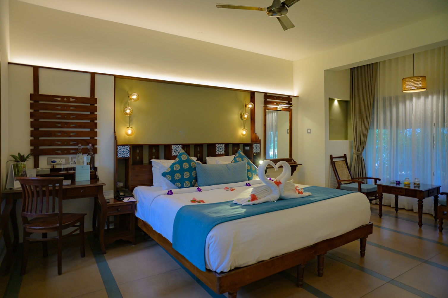 Deluxe Room at Greenwoods Resort Thekkady - Kondody Hotels - Photo 3