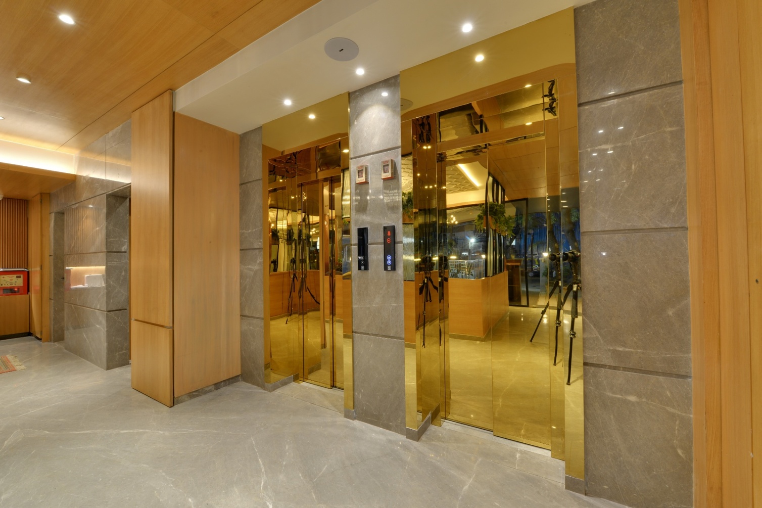 Galaxy Beacon, Santacruz, Mumbai photo 12