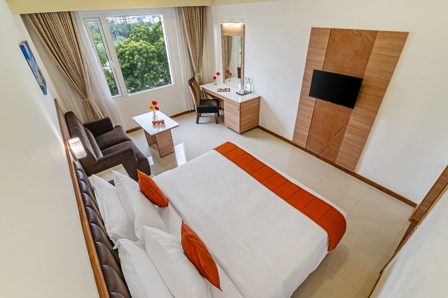 Classic Room at Sterling V Grand Madurai - Photo 2