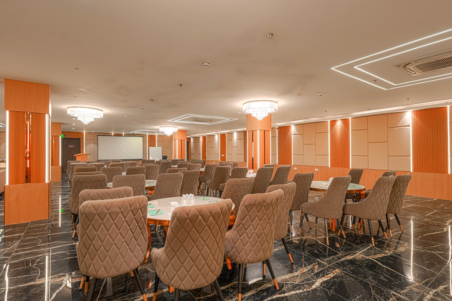 The Altruist Gurugram Hotel photo 9