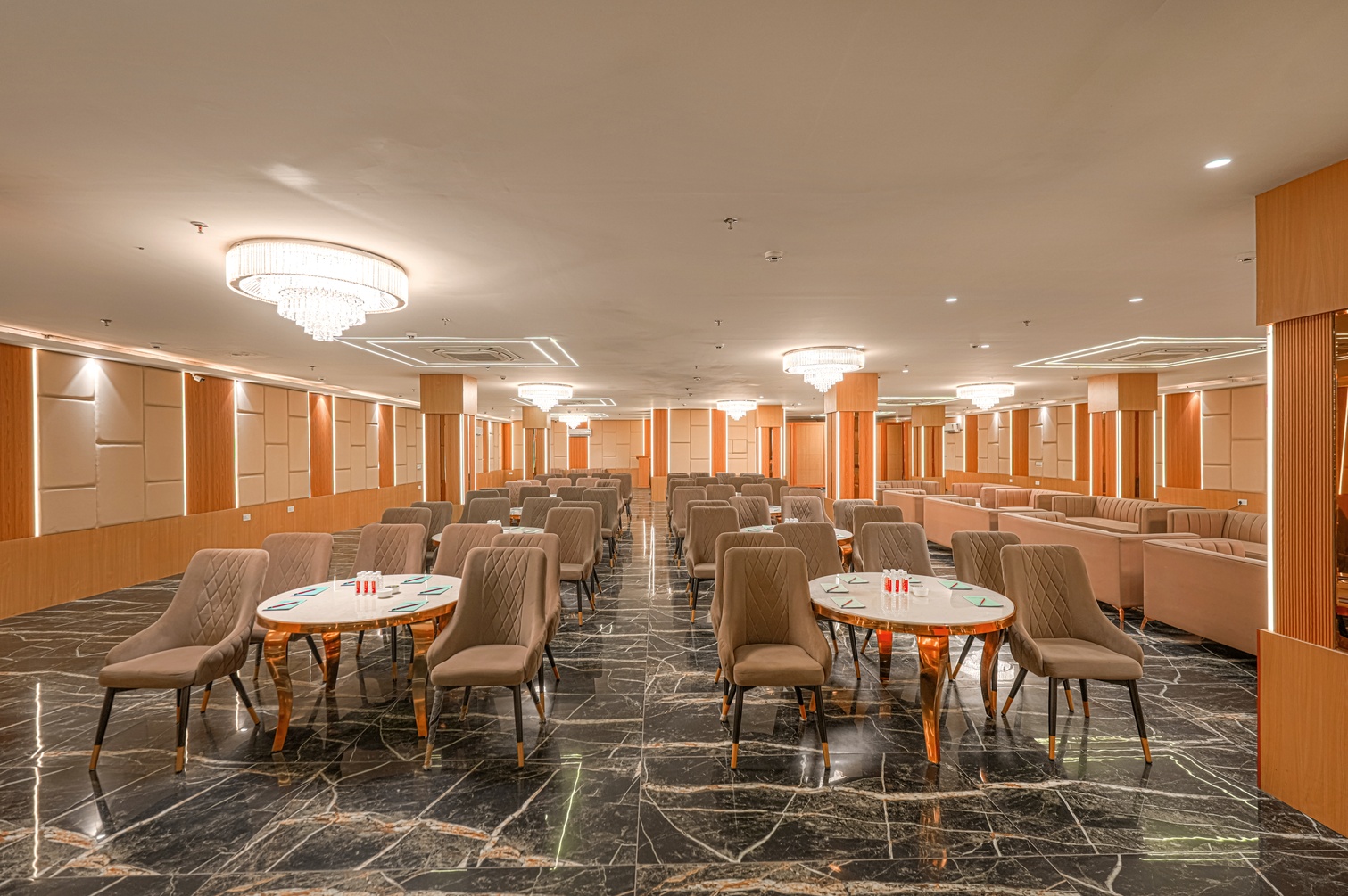 The Altruist Gurugram Hotel photo 6