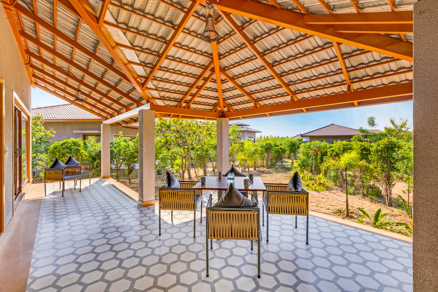 Two Bedroom Villa with Private Lawn at Sterling Vanyatara Tadoba - Photo 3