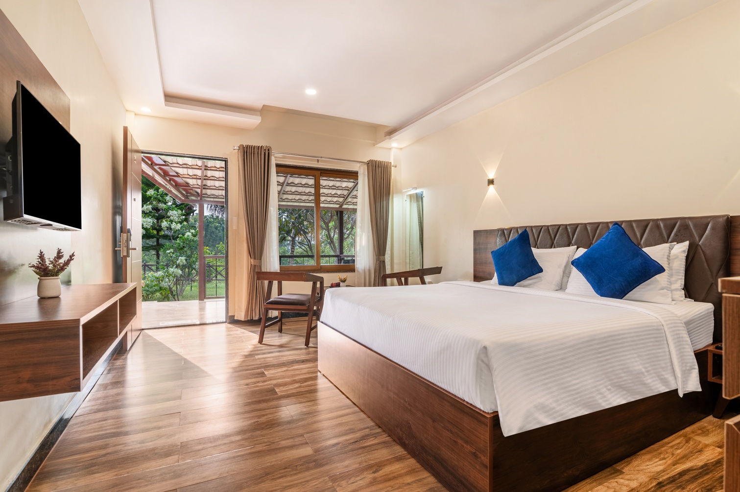 Premier Room with Sit out at Sterling Banashree Badami - Photo 1