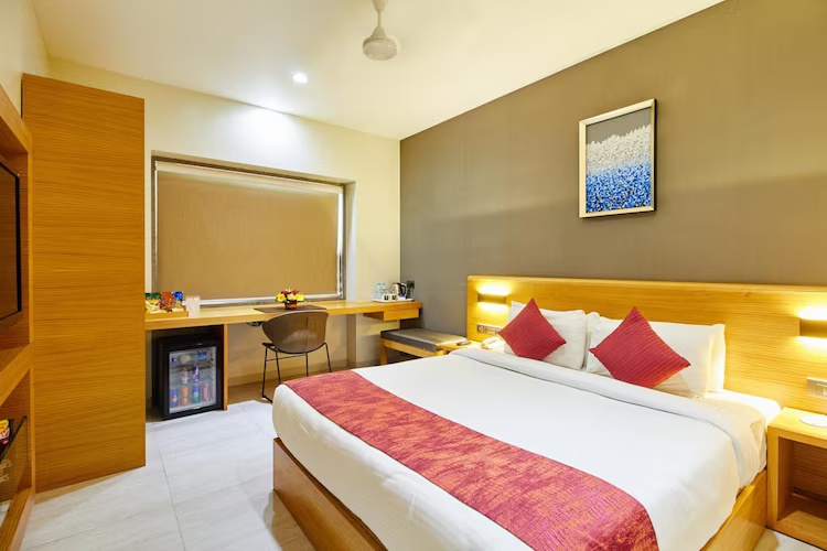 Executive Room at Hotel Suba Elite Vadodara - Photo 1