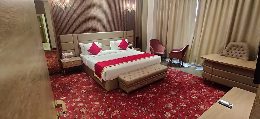Presidential Suite, 1 King Bed at The Fern Sardar Sarovar Resort, Ekta Nagar (Kevadia), Gujarat - Photo 2