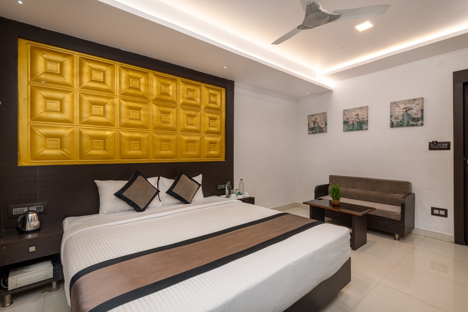 Deluxe Room AC at Parampara Residency - Photo 1