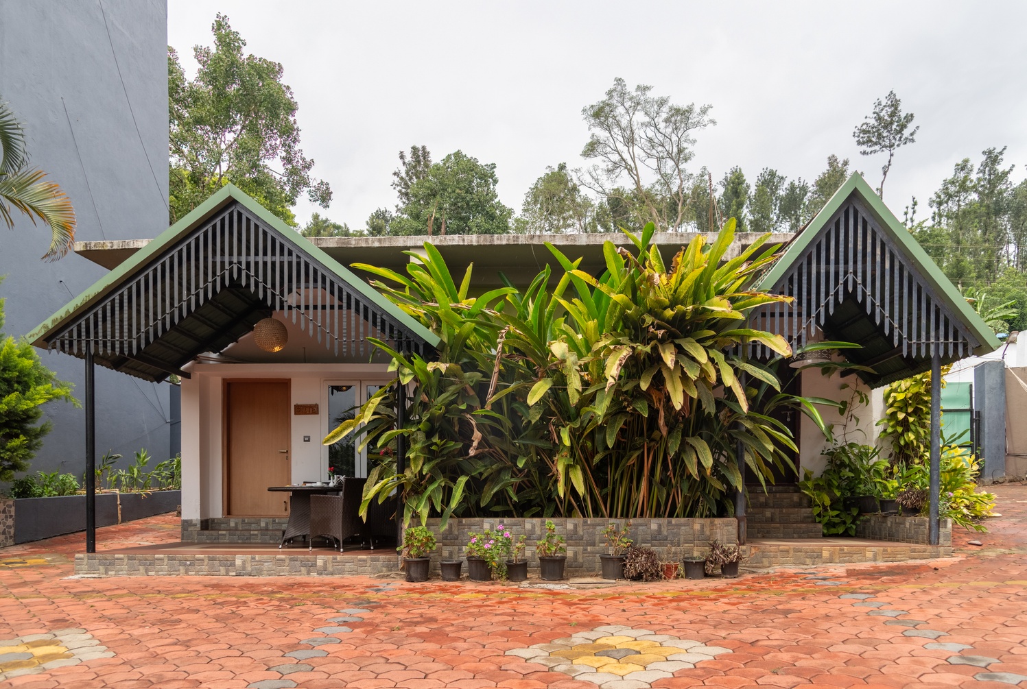 Jungle Suite Room A/c at Coorg Jungle Camp Backwater Resort - Photo 1