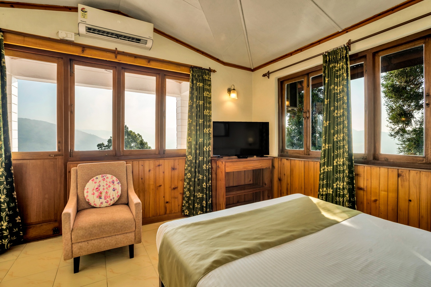 Premium AC Rooms at Sterling Park Kalimpong - Photo 2