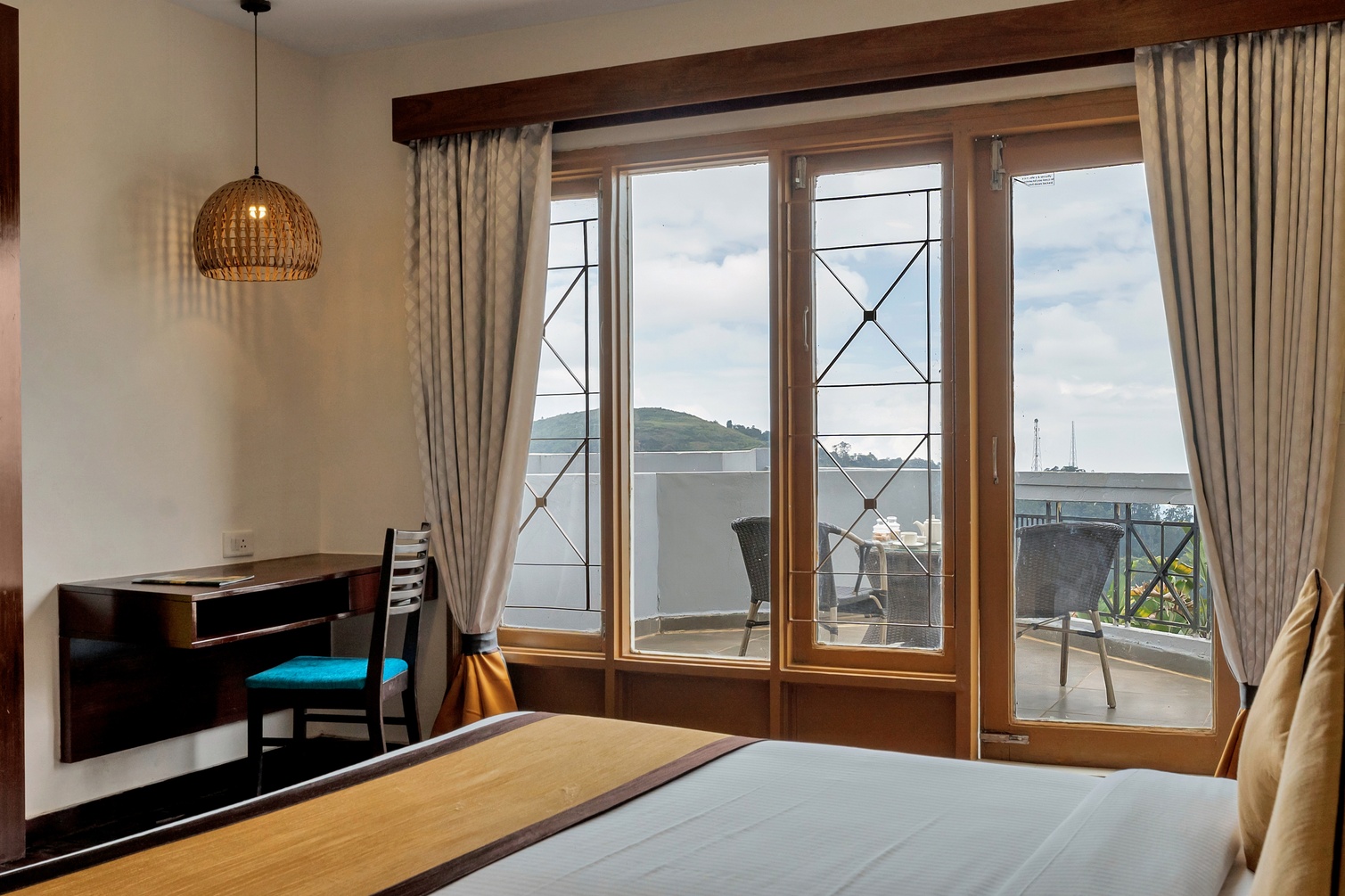 Valley View Premier Room with Balcony at Sterling Ooty - Fern Hill - Photo 2