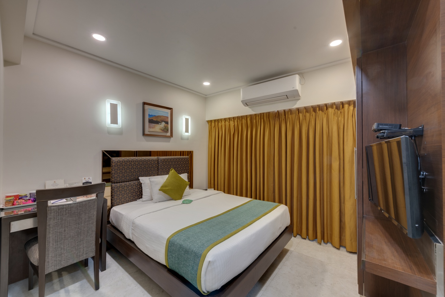 Standard Room at HOTEL SUBA GALAXY MUMBAI - Photo 1