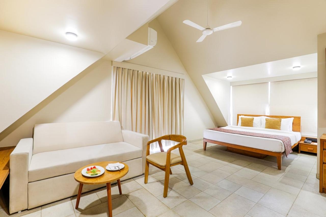 Superior Double Room at CLUB MAHINDRA PAVAGADH GUJARAT - Photo 1